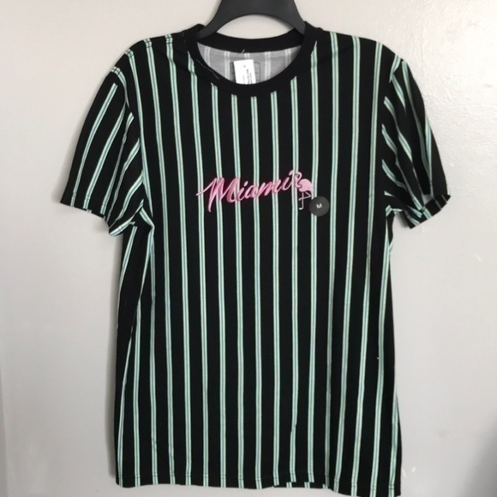 Valor collective medium shirt. NWT